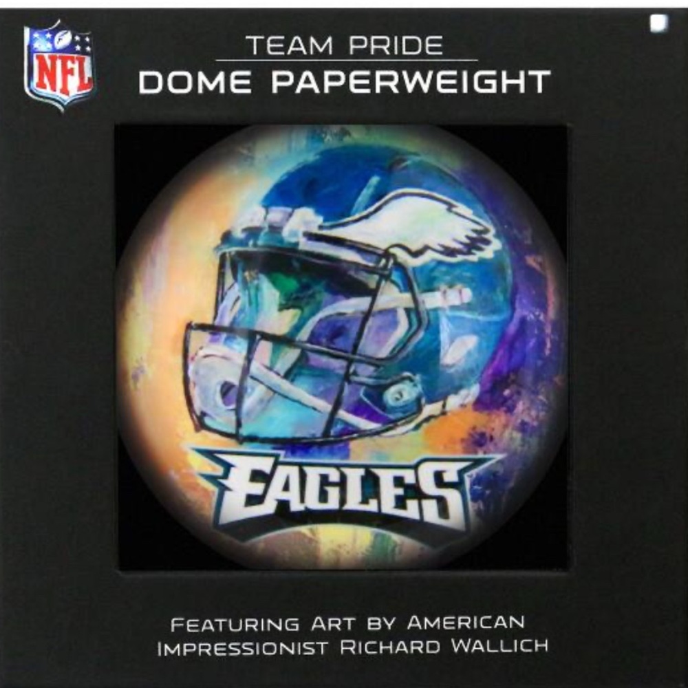 Philadelphia Eagles Team Pride Dome Paper Weight NIB